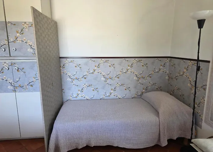 The Shell - New Interior Look But Same Old Charme 200mt From The Sea With Garden And Parking Nearby *