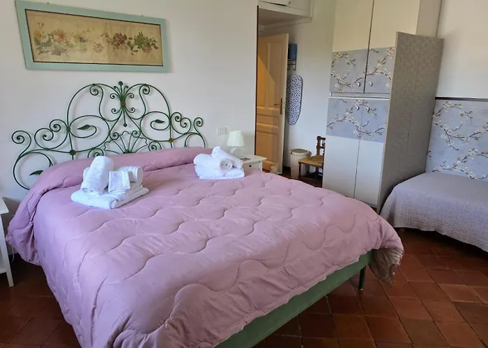 The Shell - New Interior Look But Same Old Charme 200mt From The Sea With Garden And Parking Nearby Διαμέρισμα Imperia