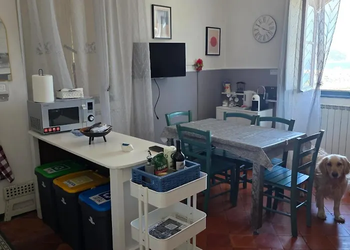 The Shell - New Interior Look But Same Old Charme 200mt From The Sea With Garden And Parking Nearby Apartamento